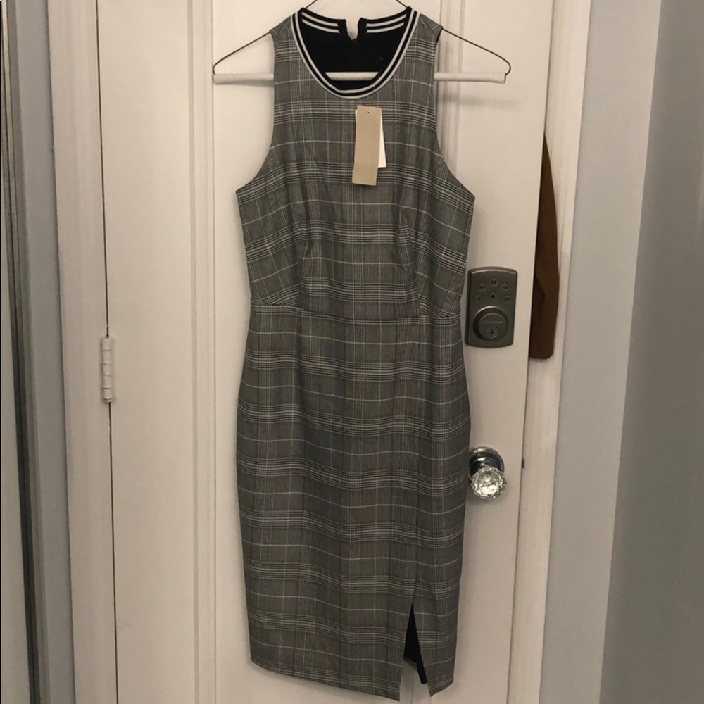 NWT crew neck Banana Republic dress size 0p
